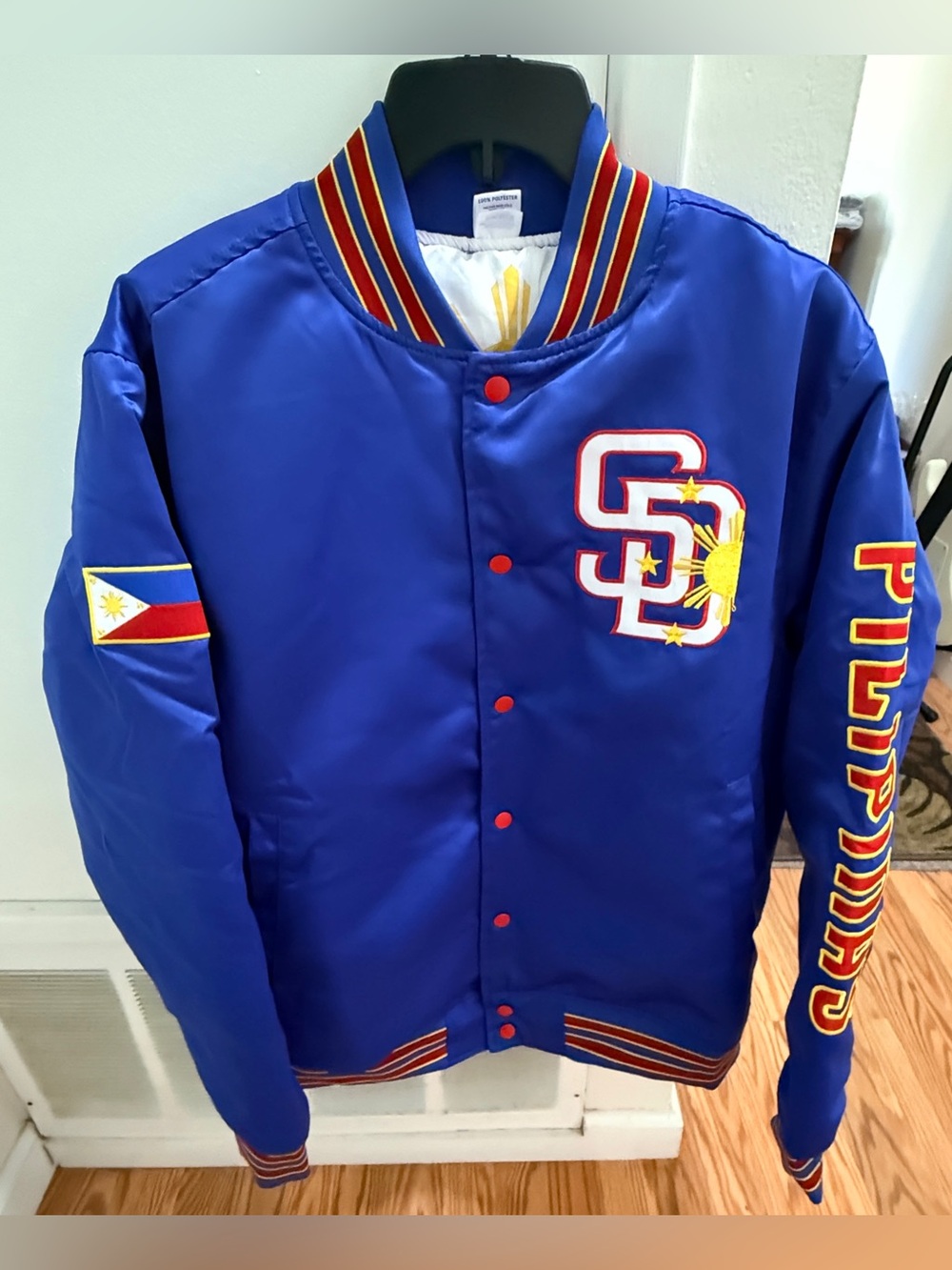 San Diego Padres Filipino Heritage Bomber Jacket Size Large NEW